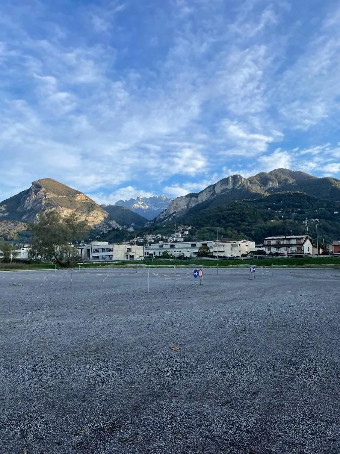 Locanda Leonardo Hotel Calolziocorte 3*,